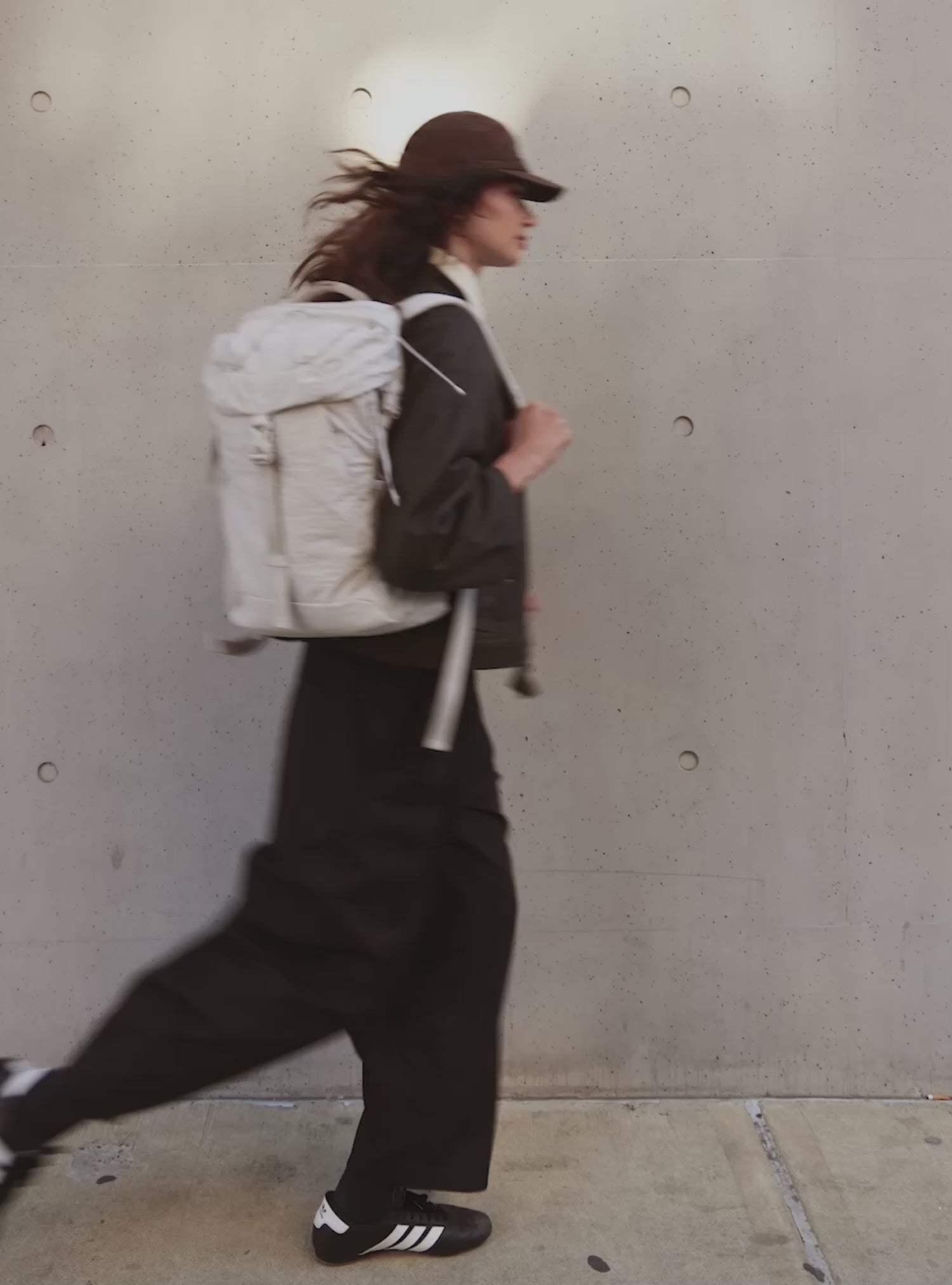 Commuter Backpack (Chalk)